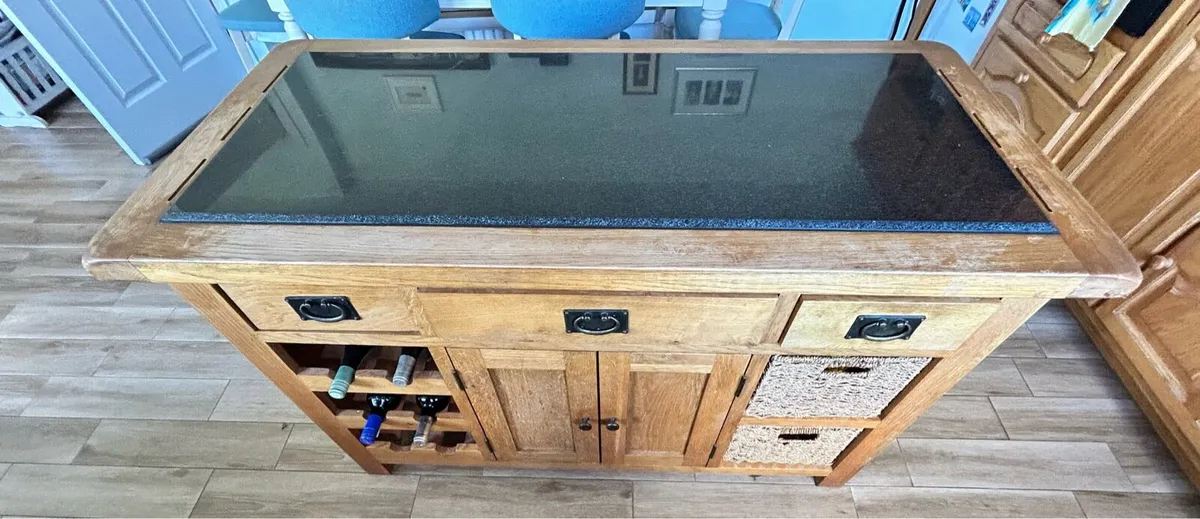 Kitchen Island - Image 3