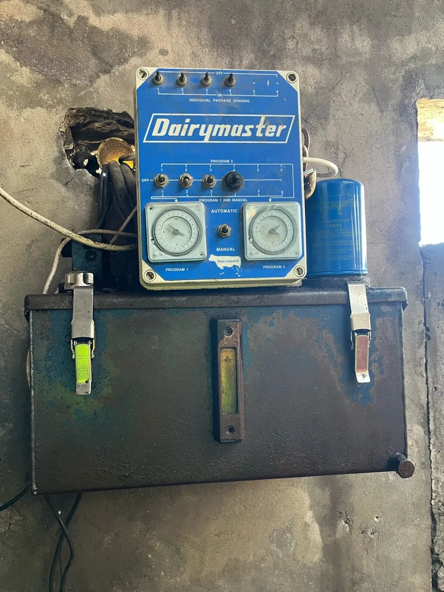 Dairy master scrapers - Image 2