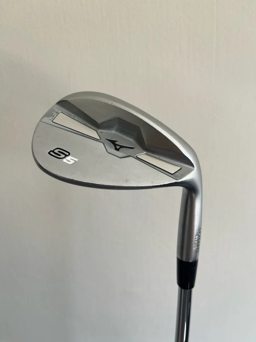 Mizuno Gap Wedge - Image 1
