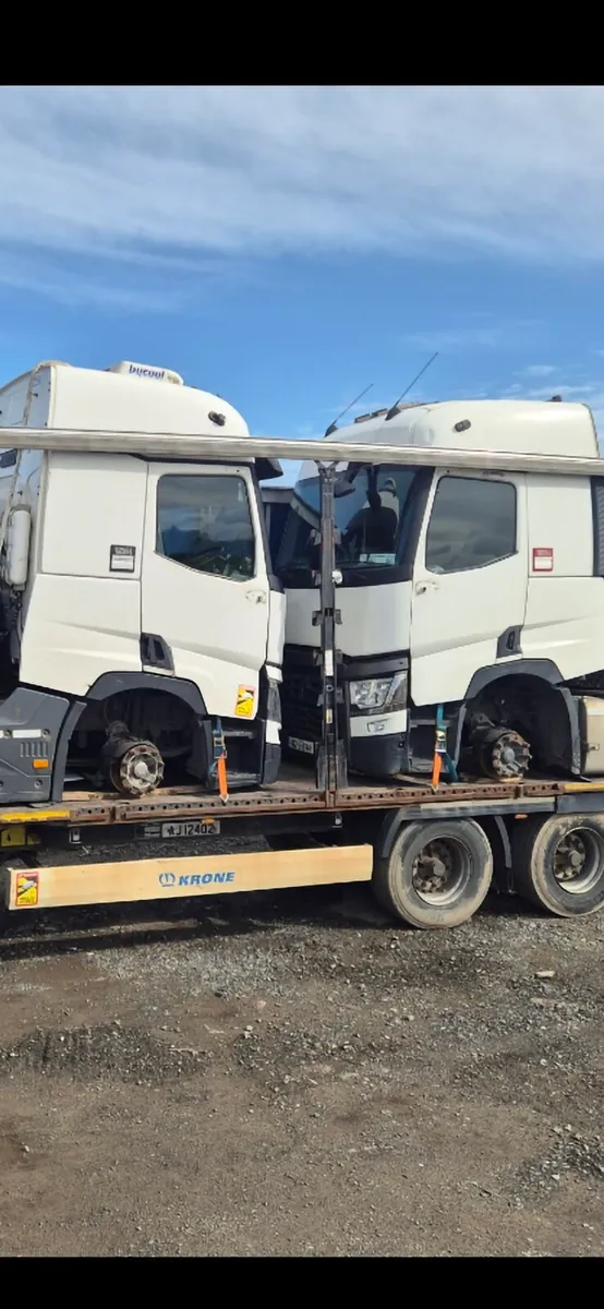 Export trucks renault required - Image 1