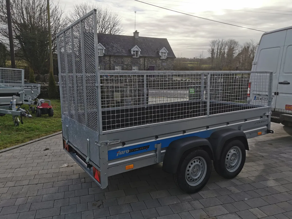 8x5 Trailer with mesh and ramp - Image 4