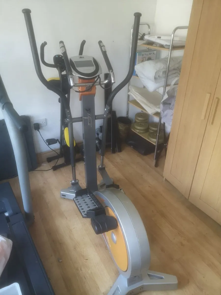 Cross trainer free - Image 1