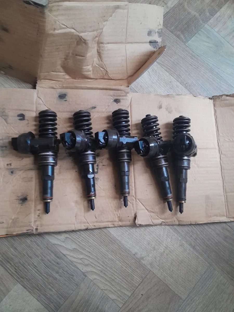Volkswagen Touareg 2008 2.5 tdi parts - Image 4