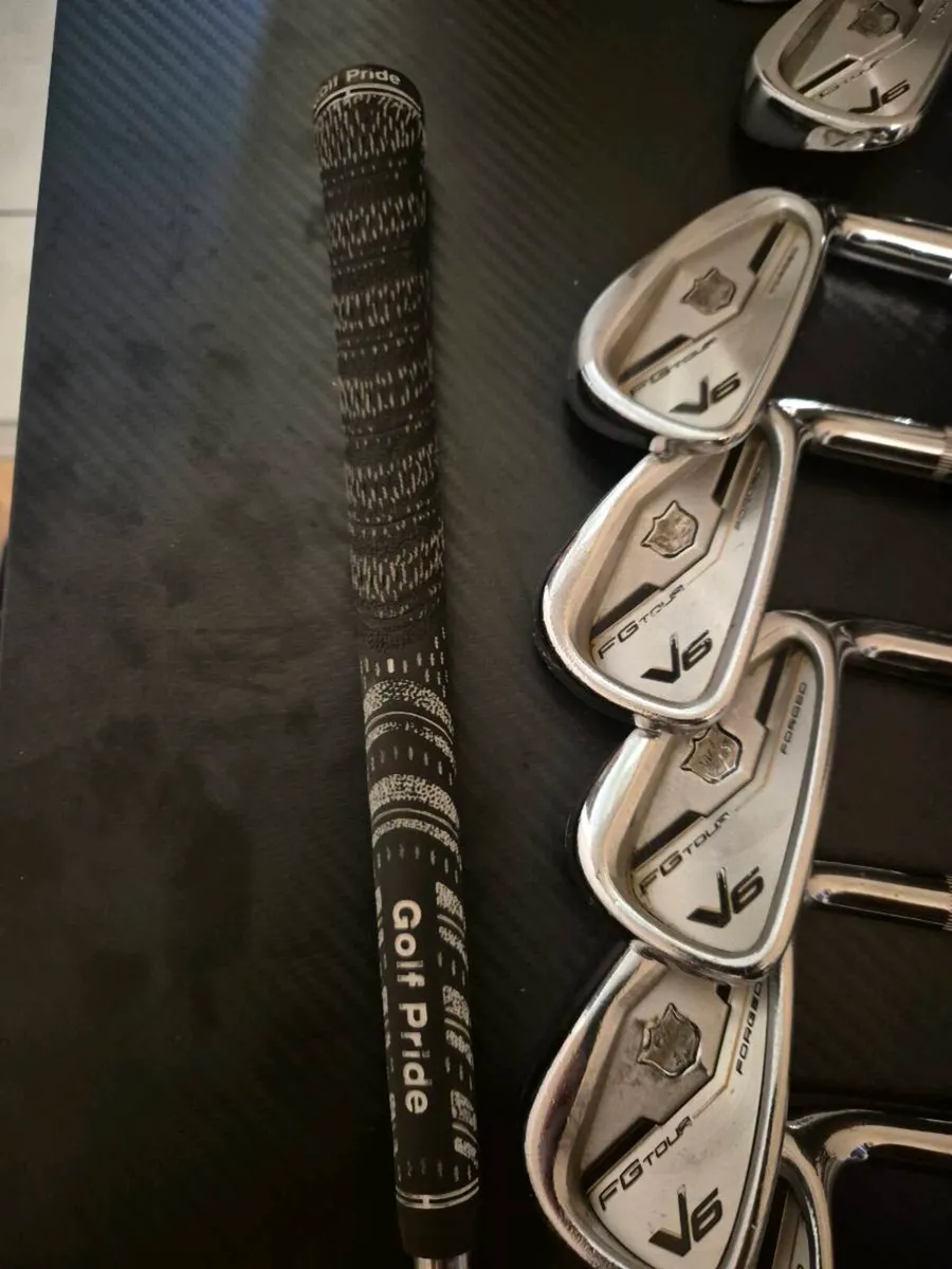 Wilson V6 FG tour Forged irons - Image 2
