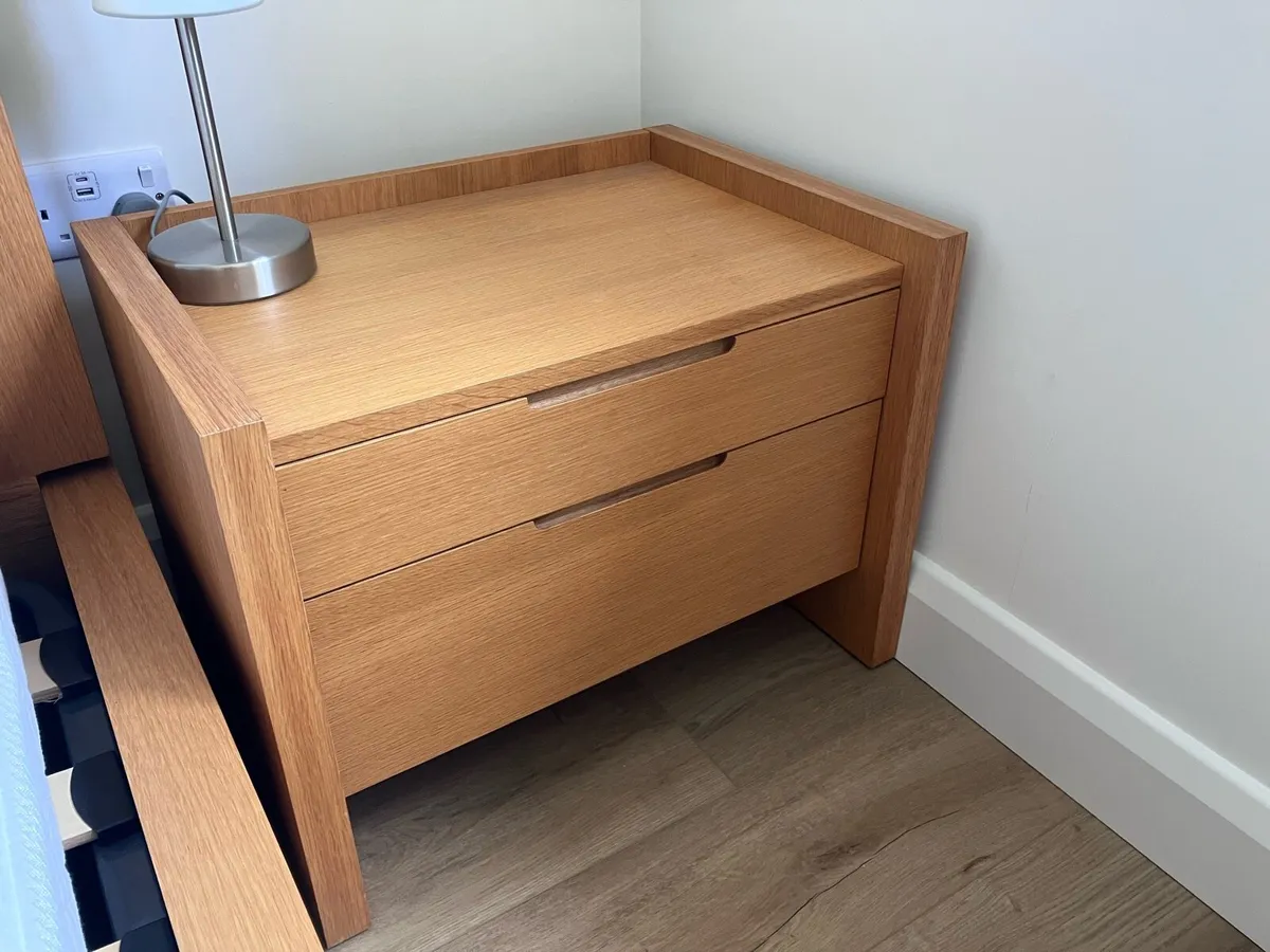 Oak effect bedside Locker (x2) - Image 3