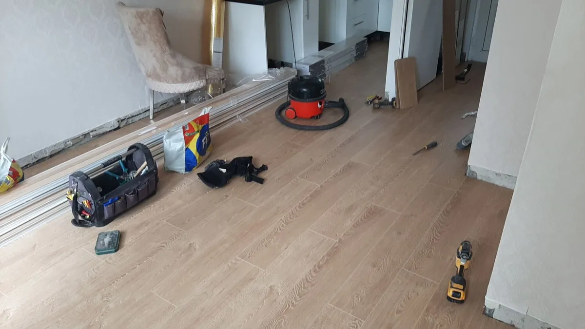 Wood fitter - Image 4