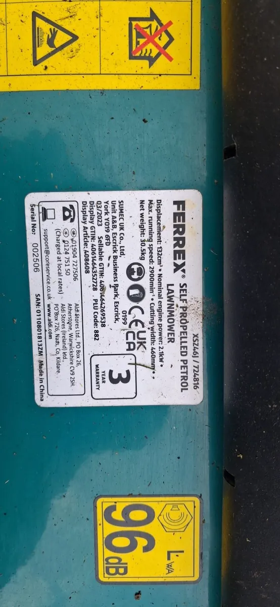 Petrol lawnmomer - Image 1