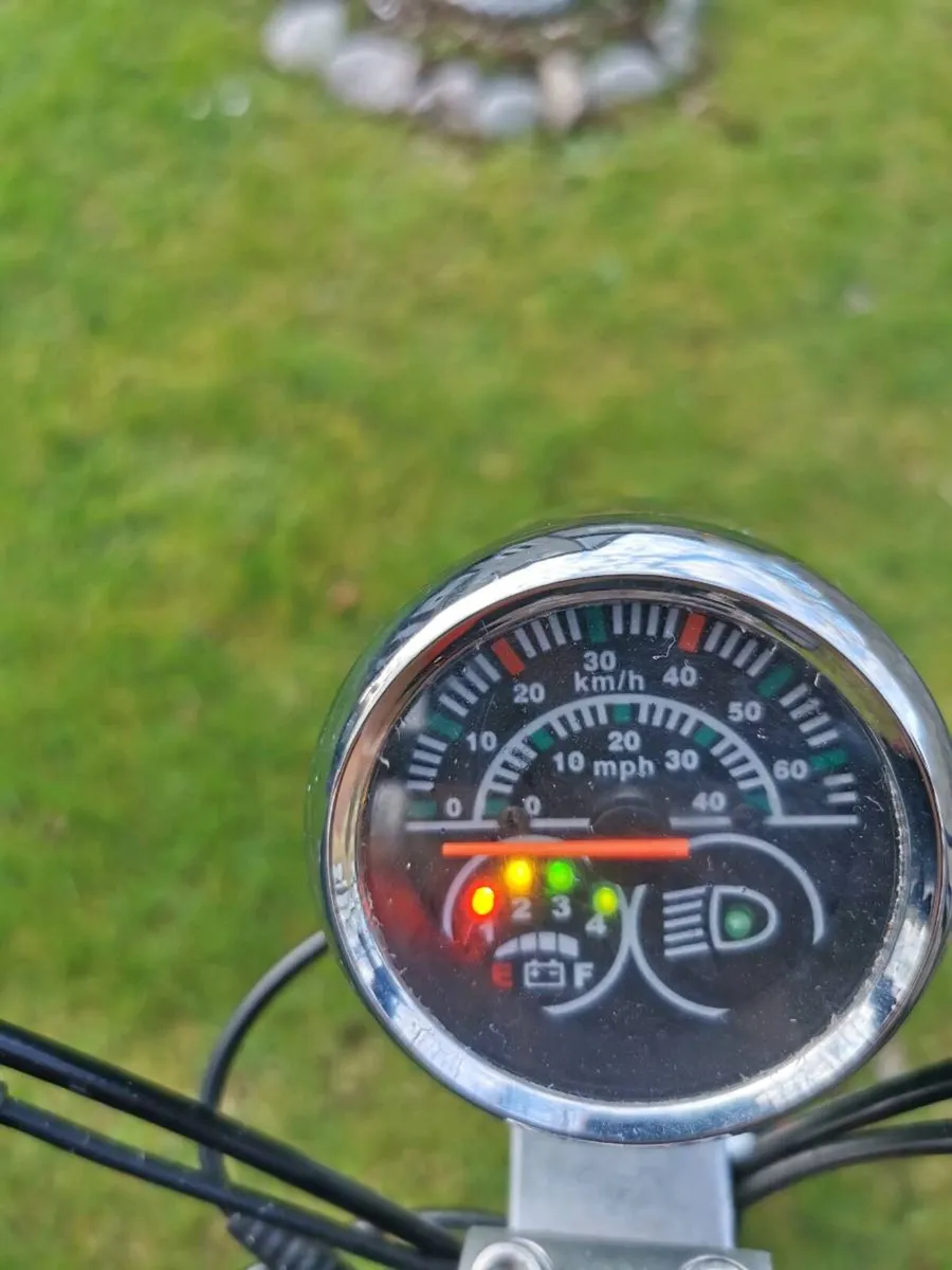 Electric scooter - Image 4