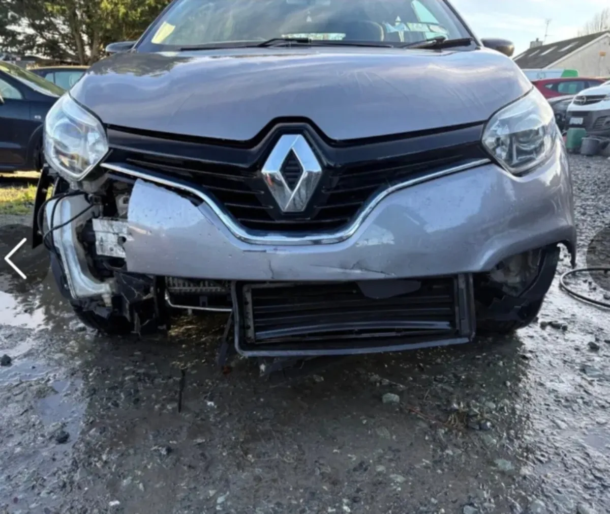 2017 Renault Capture 1.5 diesel very light damage - Image 2