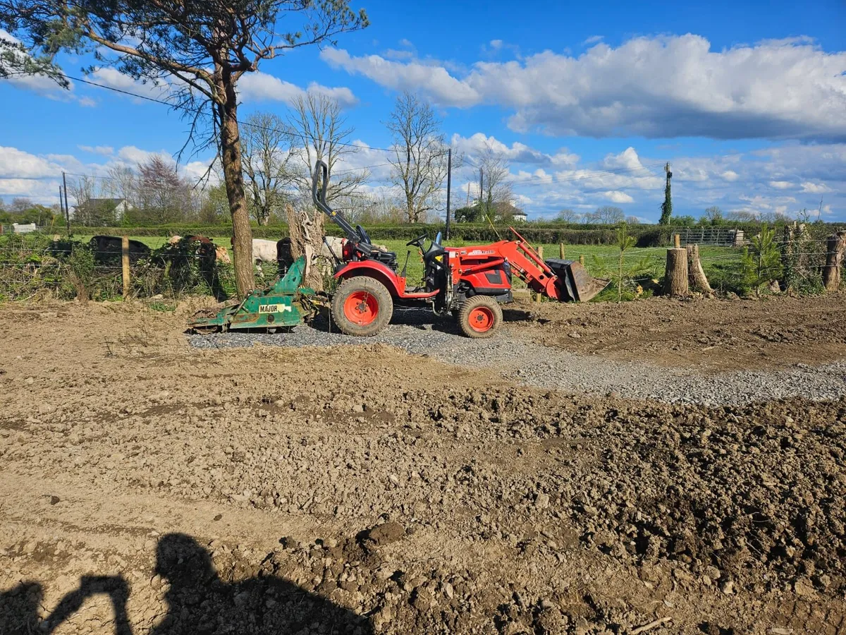 Compact tractor - Image 4