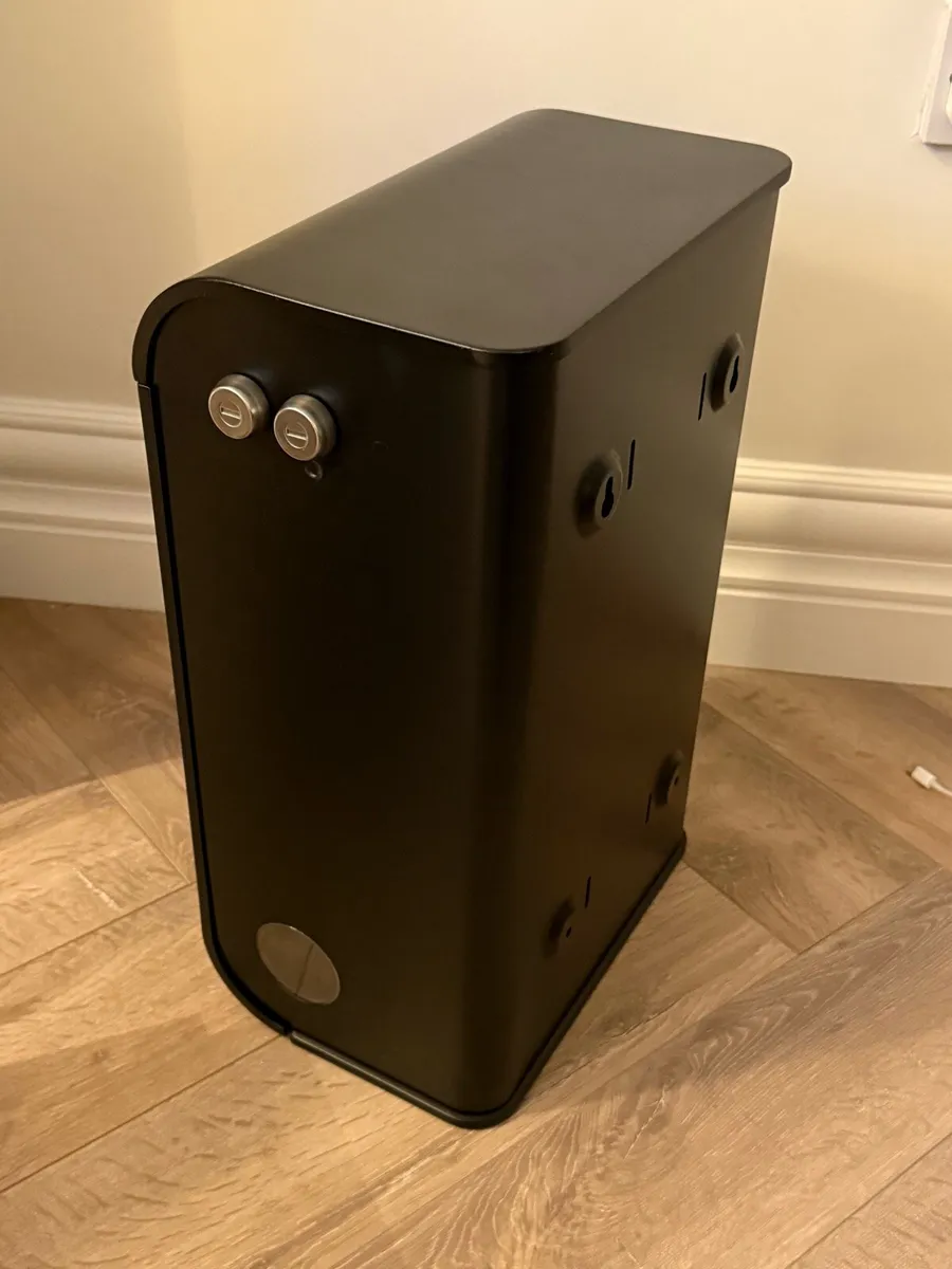 Delivery Box - Image 3