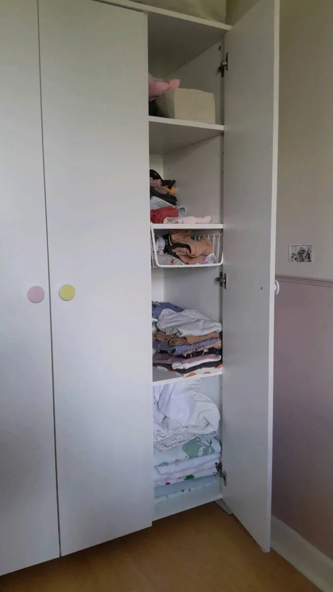 Kids Wardrobe - Image 2