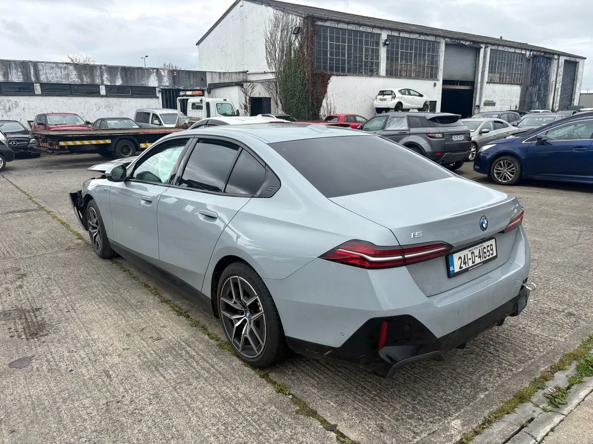 241 i5 - Image 3