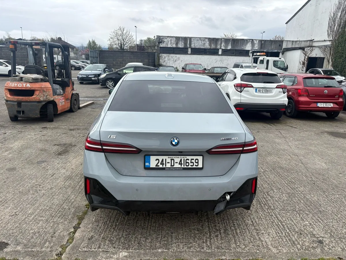 241 i5 - Image 1