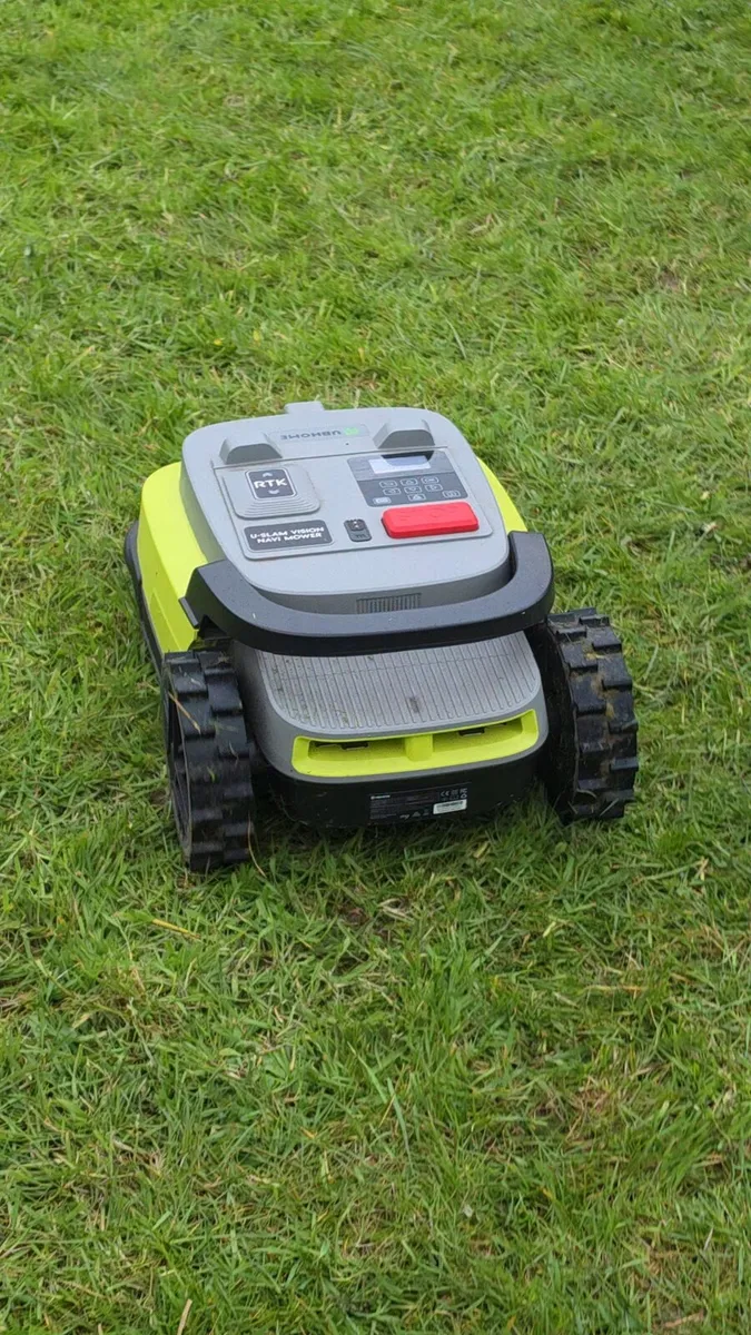Robotic Lawn Mower M10 GPS  No Wires Ai new - Image 2