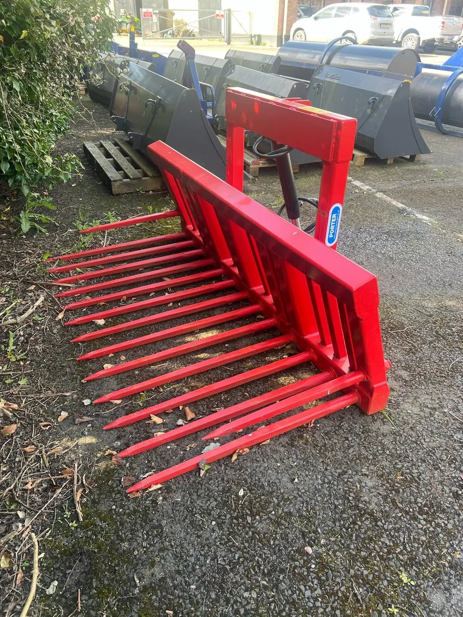 PORTER 6’6” HYDRAULIC STONE FORK - Image 1