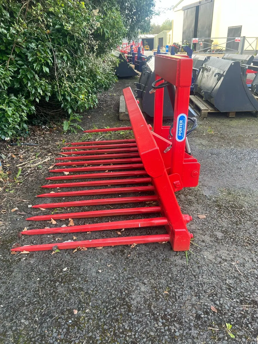 PORTER 6’6” HYDRAULIC STONE FORK - Image 4