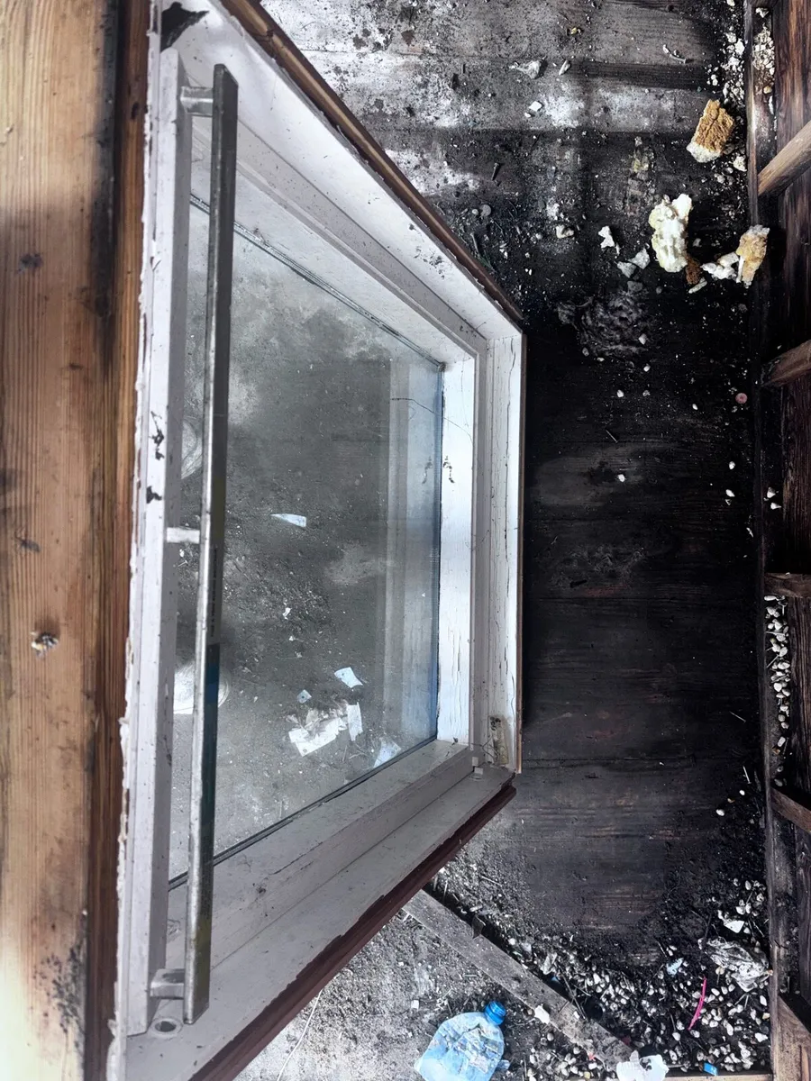 Velux roof window - Image 1