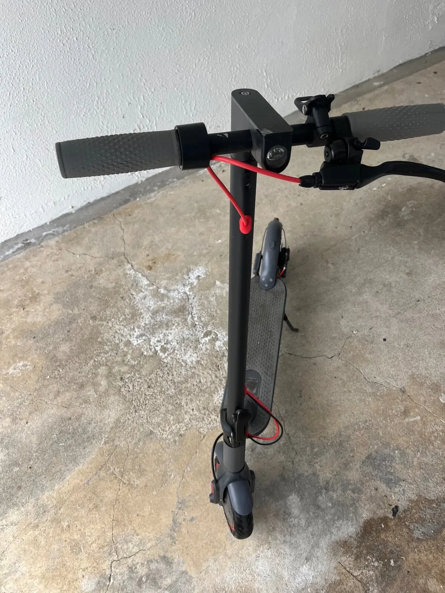 Aovo pro Electric scooter - Image 2