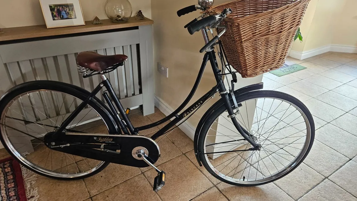 Classic original 1987 pashley Bike - Image 1