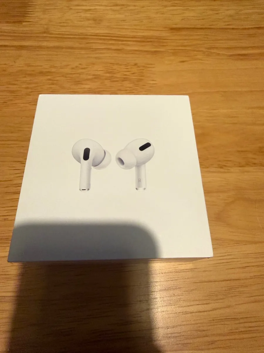 Apple AirPods Pro 1 - Image 3