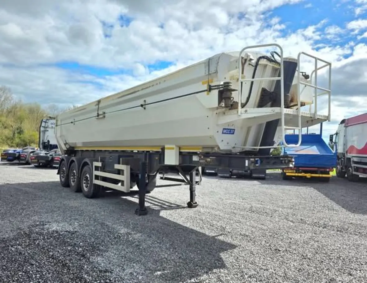 2014 Weightlifter Aluminium Tipping Trailer - Image 1