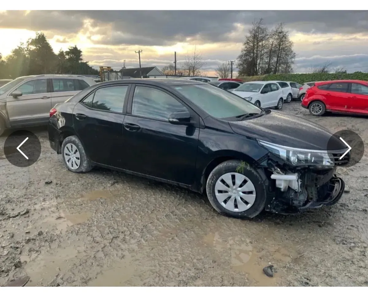 2014 Toyota Corolla 1.4 Diesel light damage - Image 1