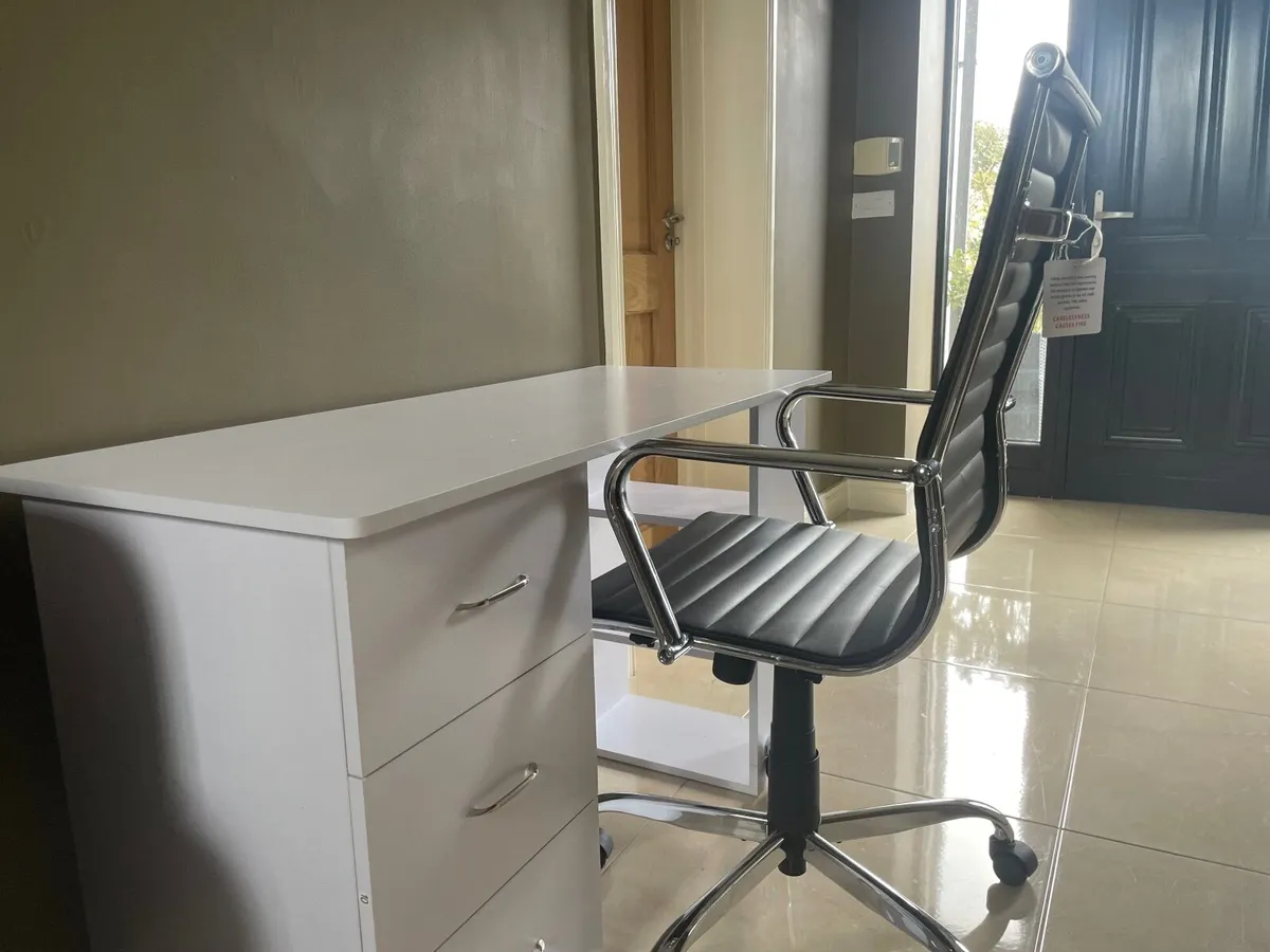 **NEW*** Office Desk and Chair - Image 2