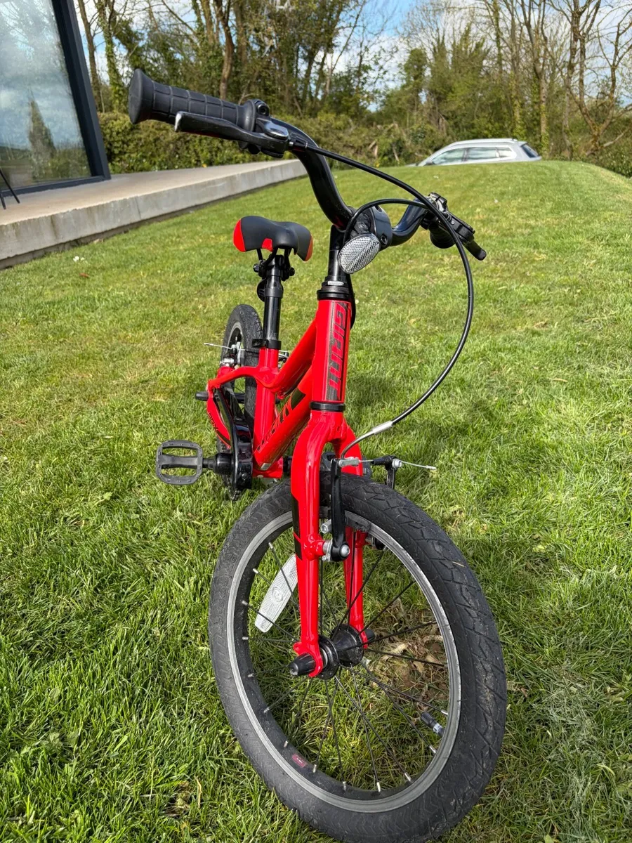 GIANT Kids Bike – 16” Wheels – Excellent Condition - Image 4
