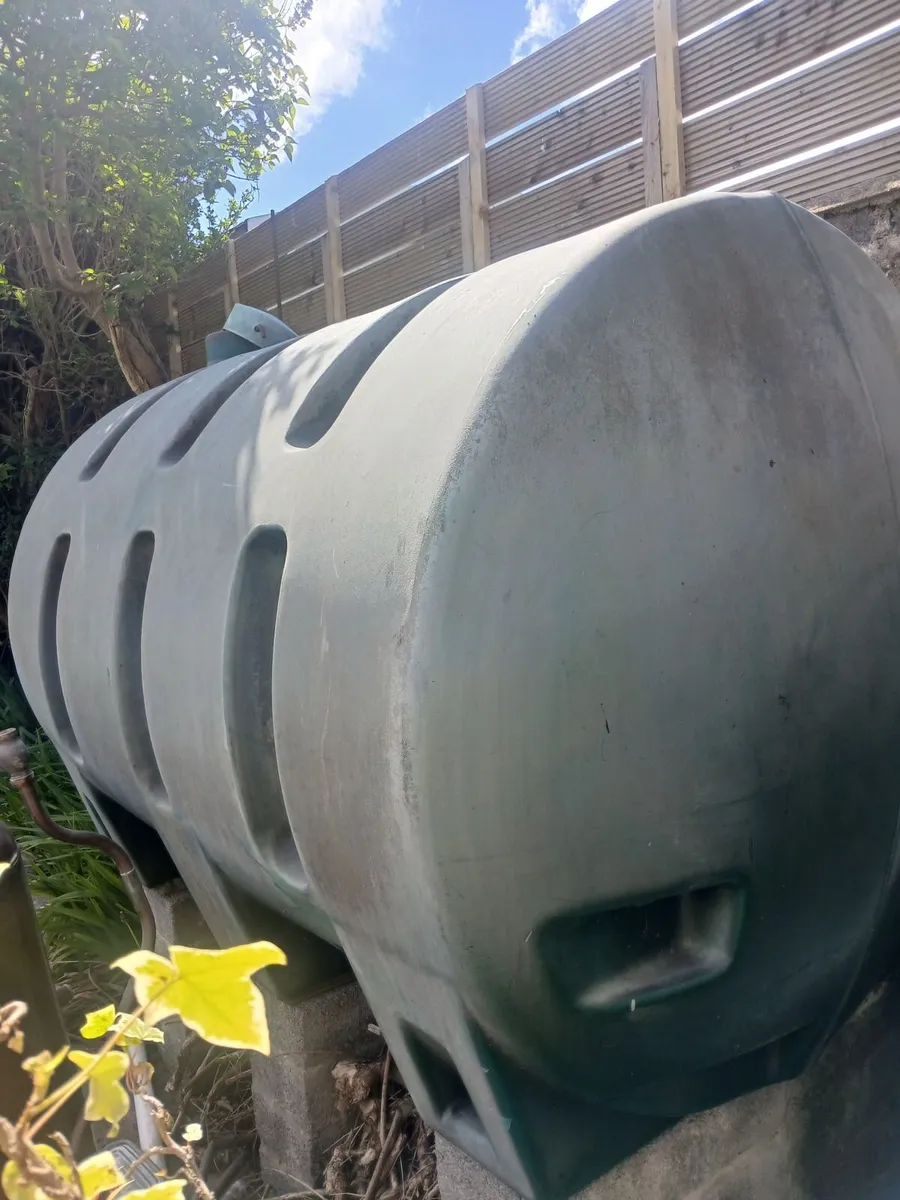Central Heating Oil Tank Free to Takeaway D5 - Image 3