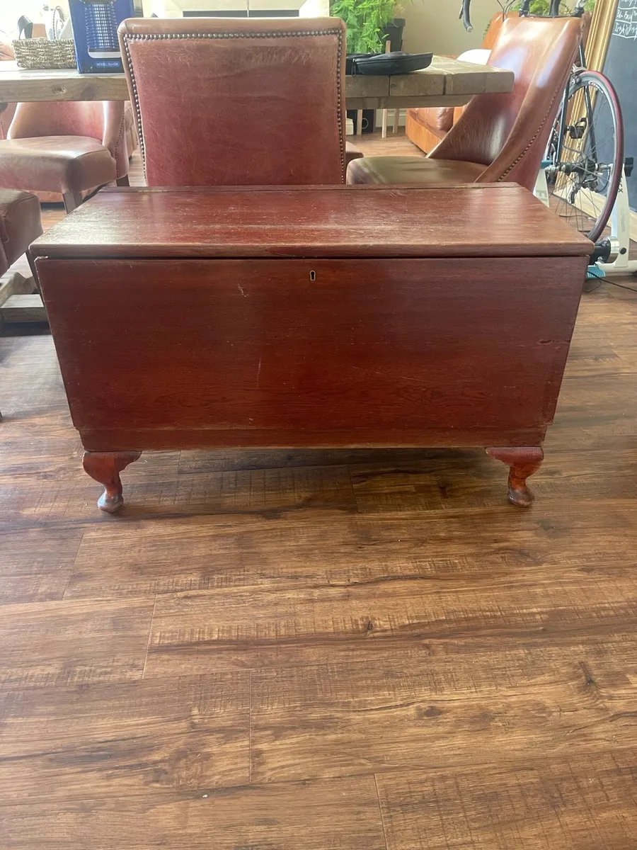 Storage chest / Blanket box - Image 1