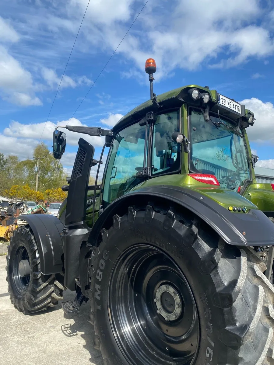 Valtra T215 - Image 3