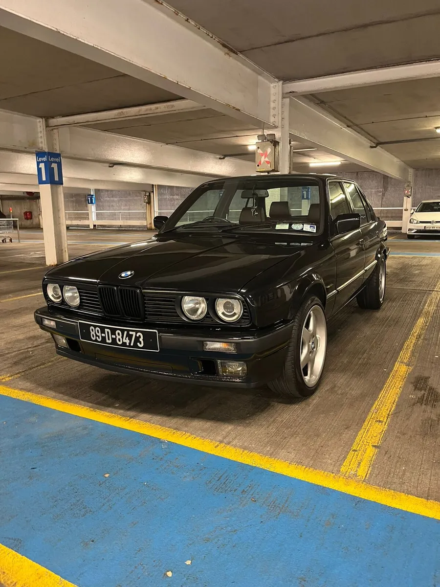 Bmw e30 1989 2.0i - Image 1