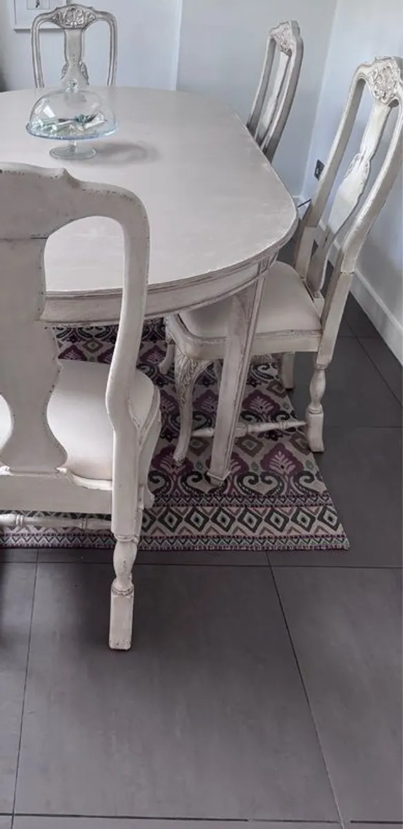 Dining table & chairs - Image 4