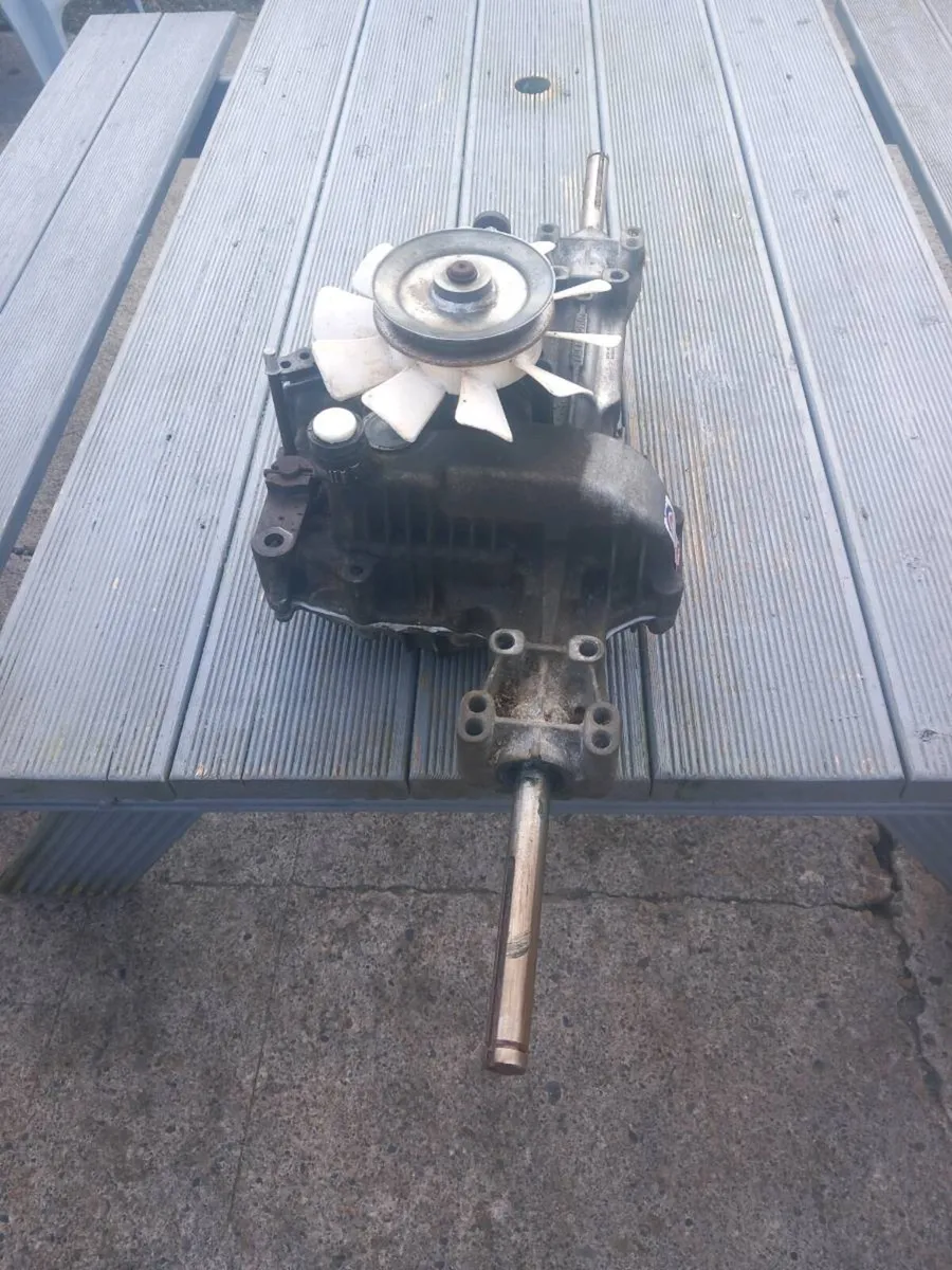 Castlegarden/Mountfield hydrostatic transmission - Image 2