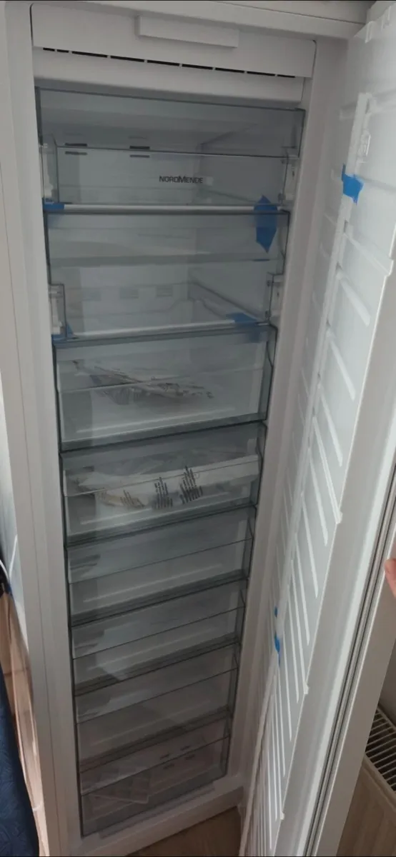 Brand New NordMende Tall Freezer – Never Used - Image 3