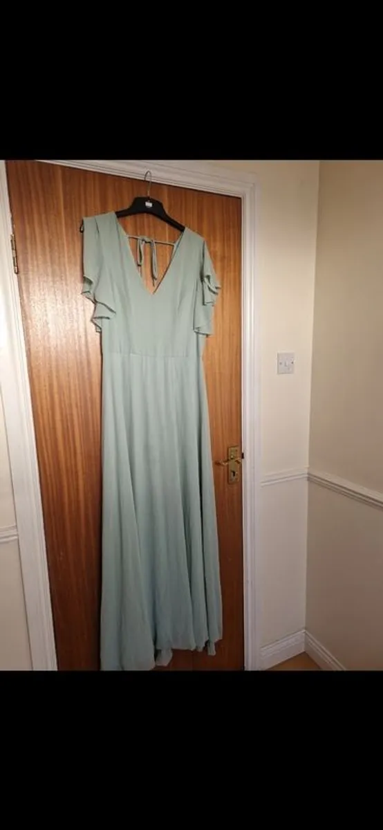 2x Folkster Bridesmaid Dress - Image 2