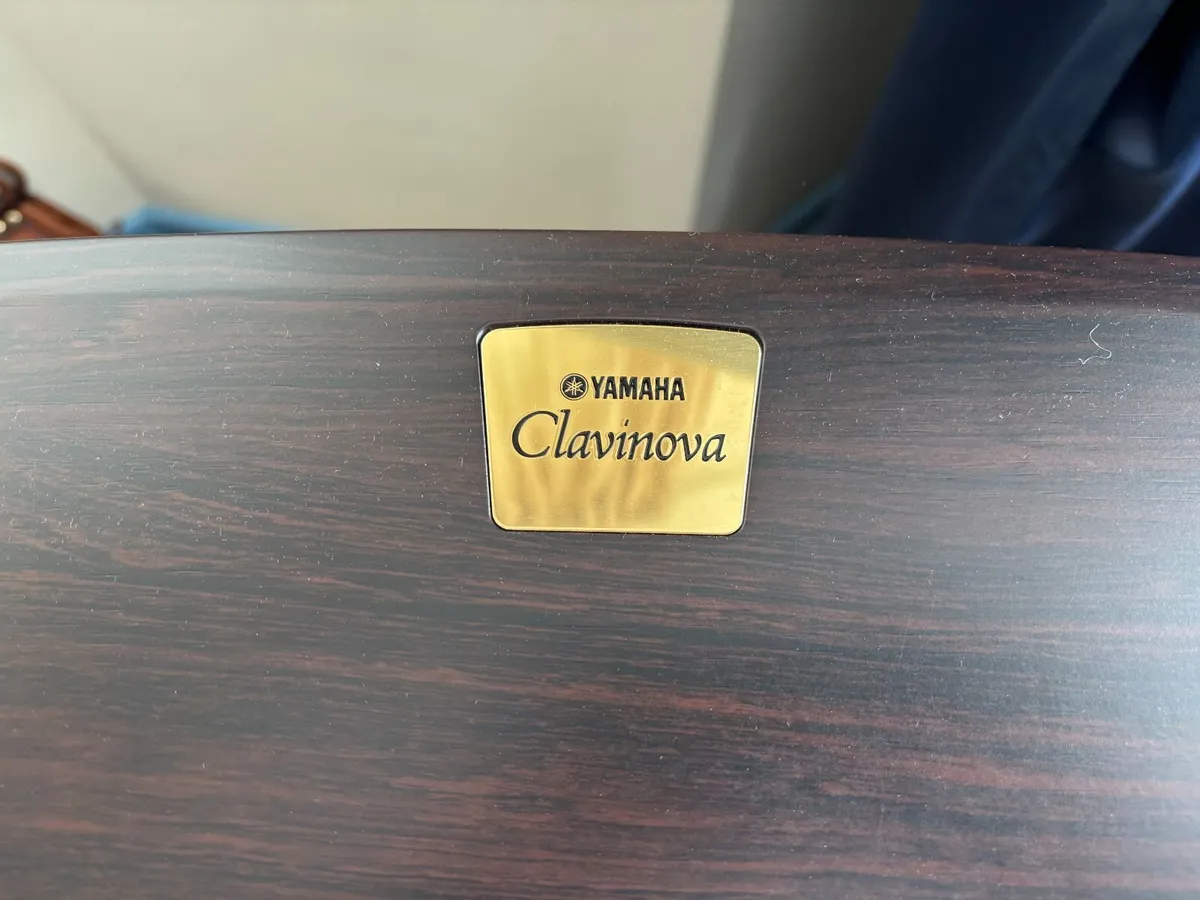 Yahama Clavinova digital piano - Image 3