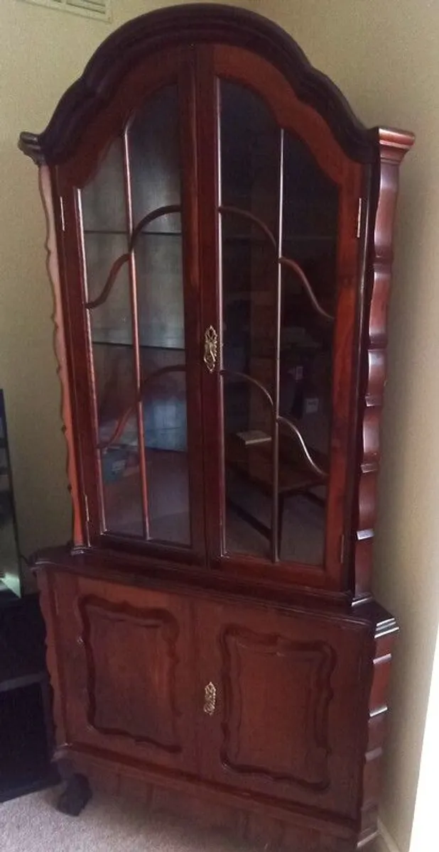 Corner display unit - Image 1