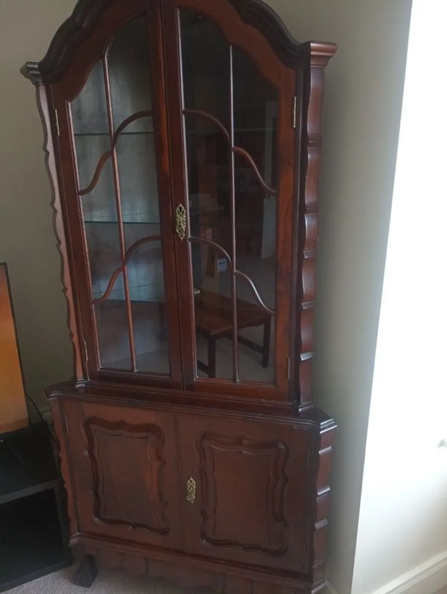 Corner display unit - Image 2