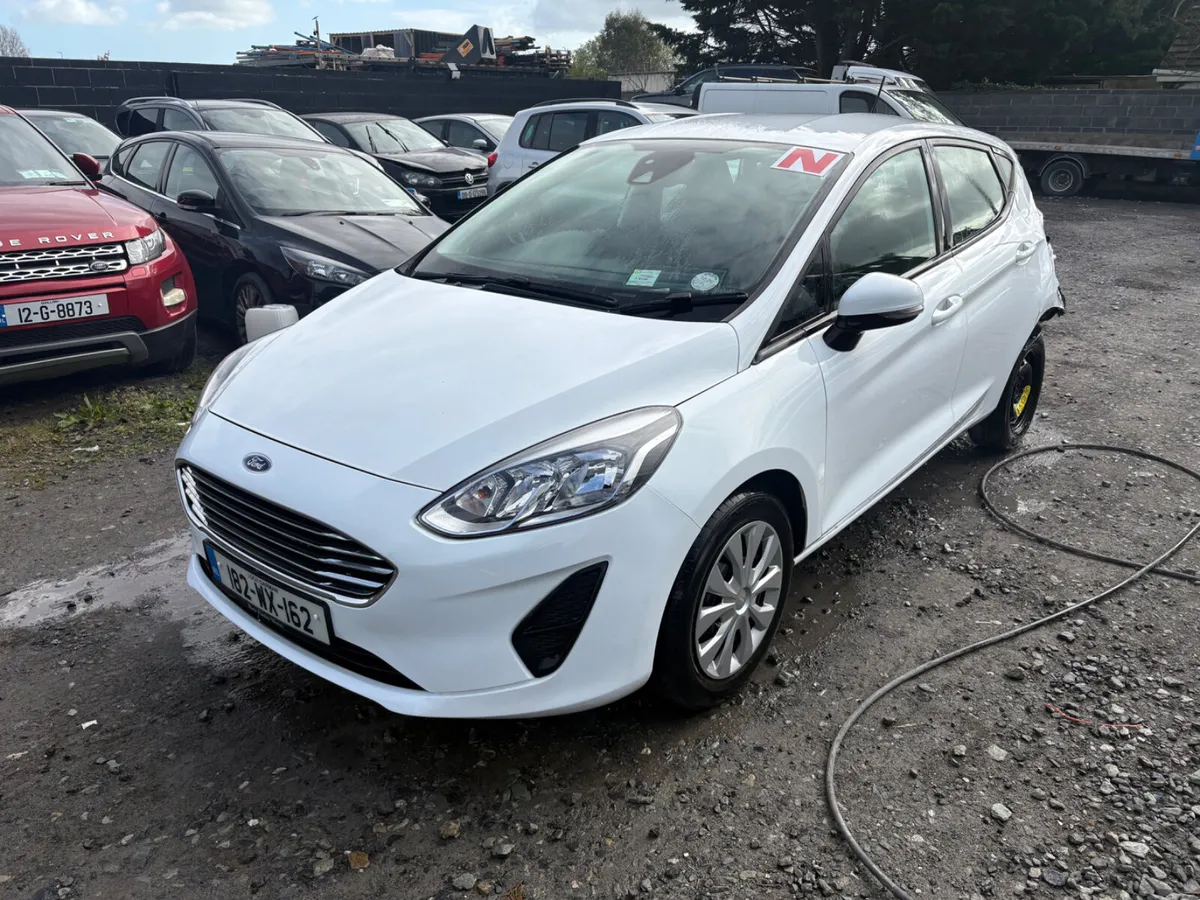 2018 Ford Fiesta 1.0 Petrol Driving - Image 3