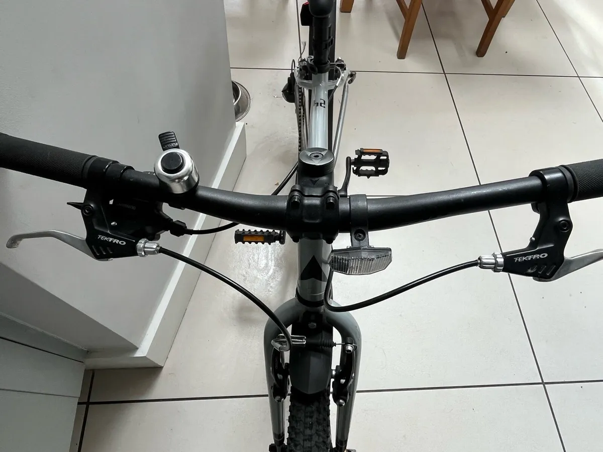 Child’s bike - Image 4