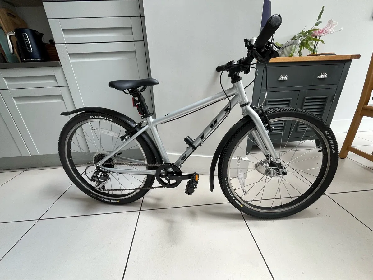 Child’s bike - Image 1