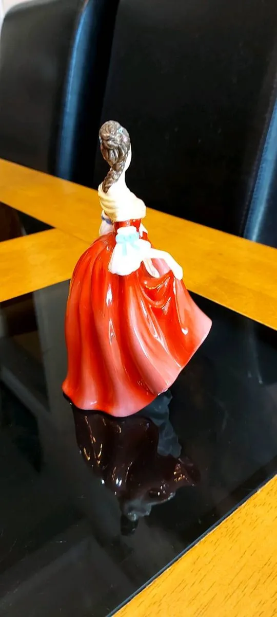 Royal Doulton Southern Belle HN 4997. - Image 3