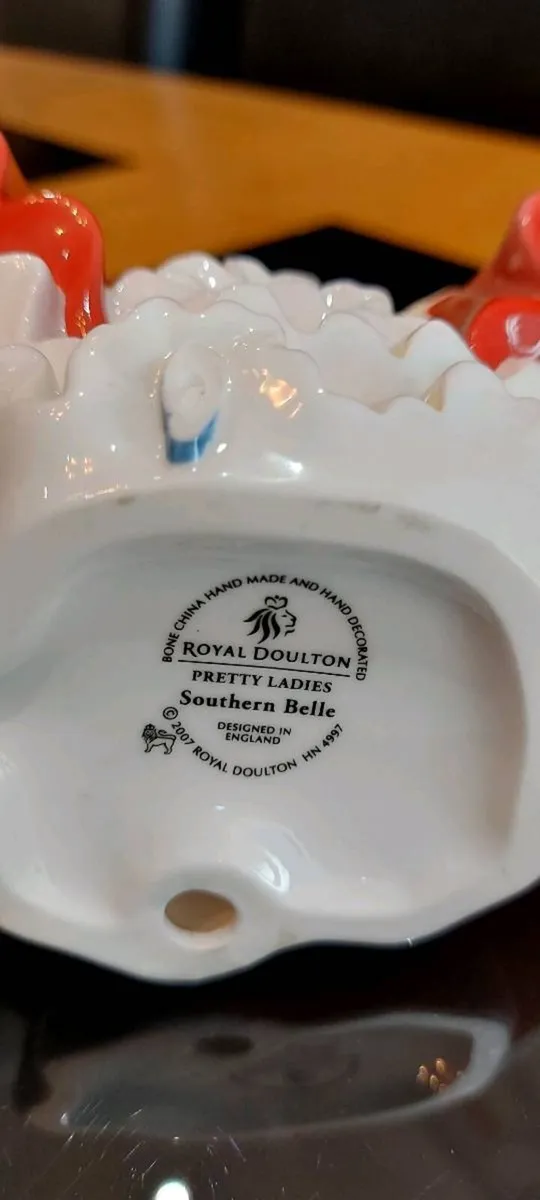 Royal Doulton Southern Belle HN 4997. - Image 4