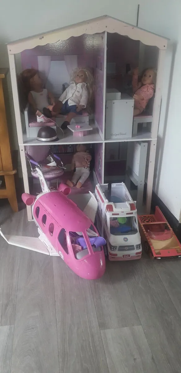 Toys, play house , doll house and bikes - Image 4