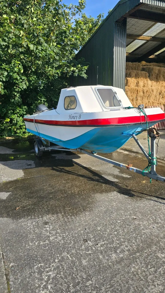 Fisherman 17 boat - Image 1