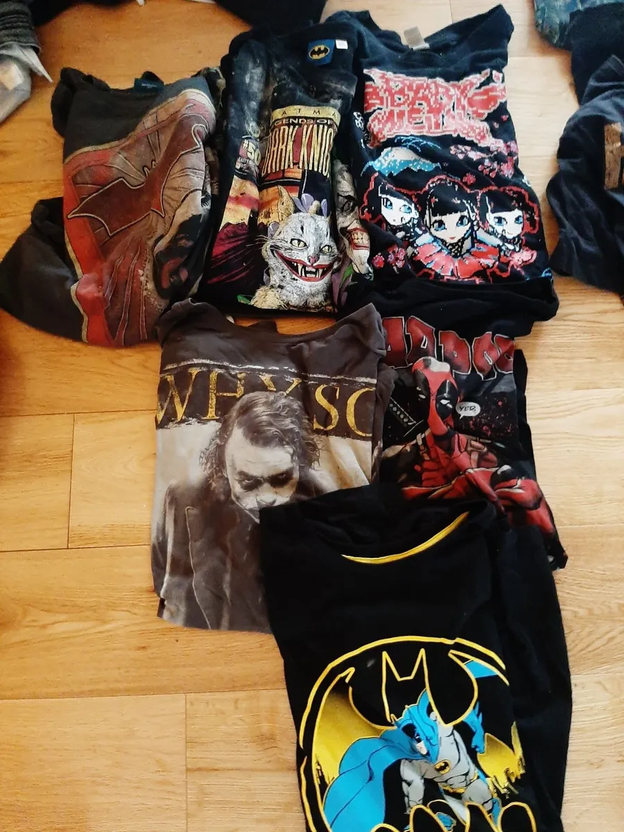 VARIOUS T-SHIRTS MUSIC MOVIES - Image 1