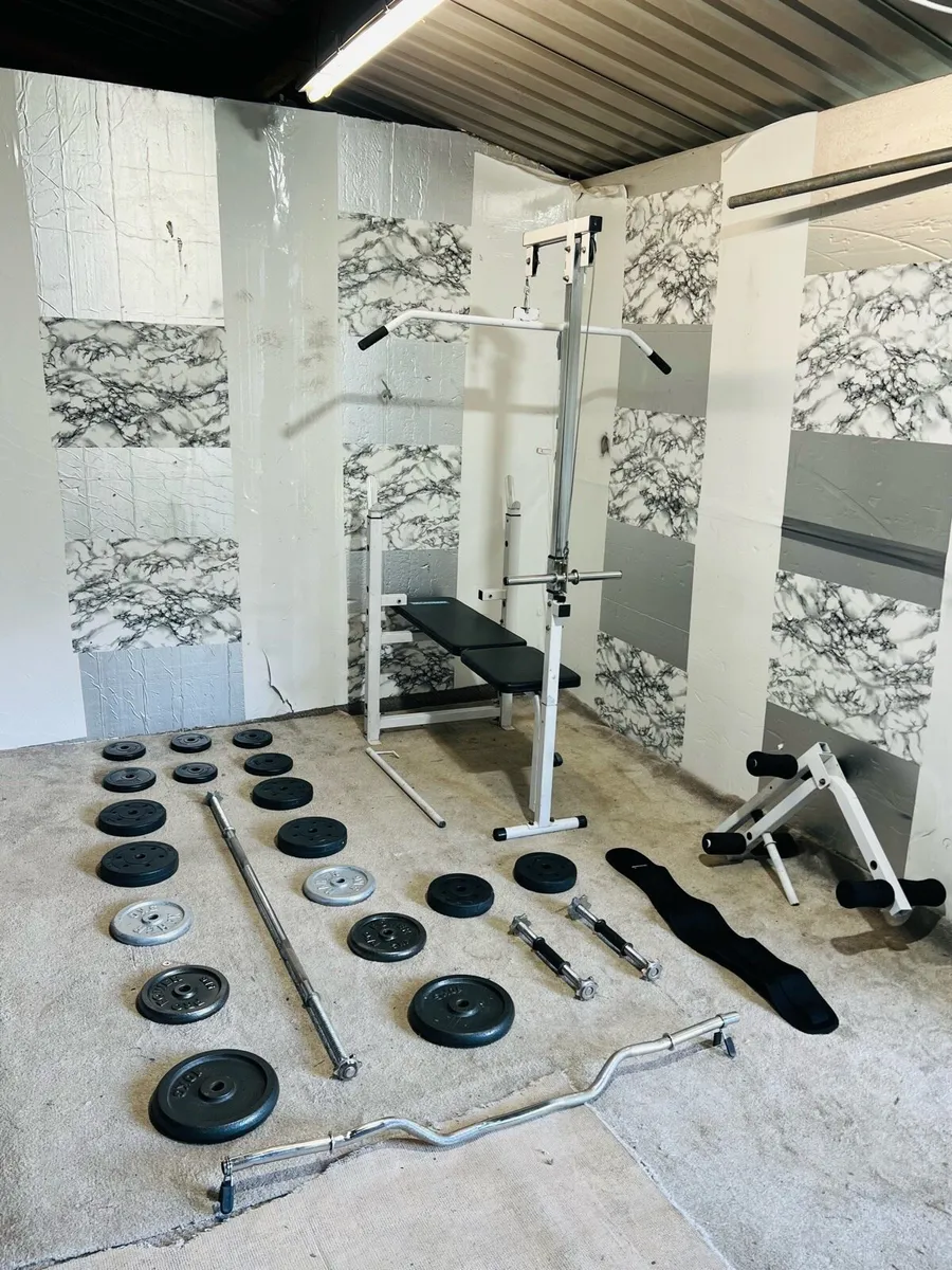 BENCH WITH LAT PULL DOWN ATTACHMENT WEIGHTS BARS - Image 3