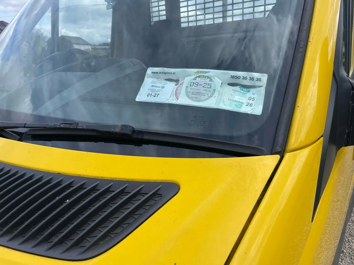 Mercedes sprinter tipper van - Image 4